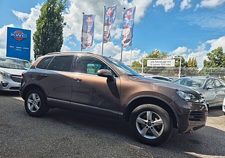 VW Touareg Volkswagen V6 3.0 TDI AHK+Navi+Leder+PDC+Allrad 4x4