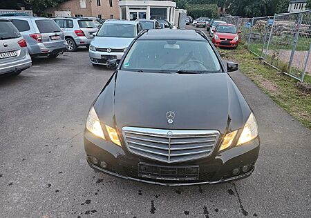 Mercedes-Benz E 200 E - T-Modell CDI BlueEfficiency Automatik