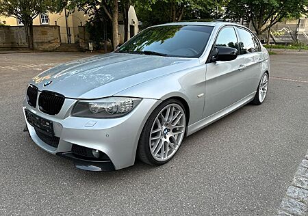 BMW 330i M Sport Paket Vollausstattung Motor 119.000