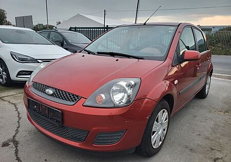 Ford Fiesta 1,4 16V Klima