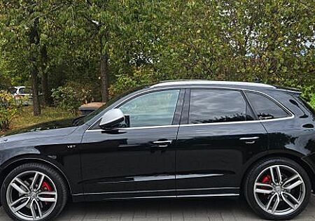 Audi SQ5 3.0 TDI tiptronic quattro B&O Pano Tüv Neu