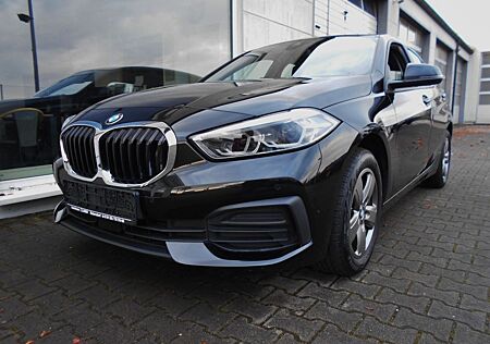 BMW 118i F40 -NAVI-LED-TEMPOMAT-PDC-DAB-ALU-CARPLAY-