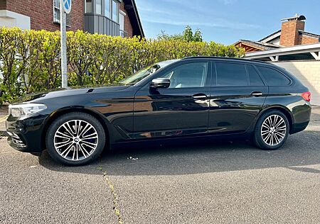 BMW 520d Touring A Sportline, HUD, 360,HK, AHK,8fach