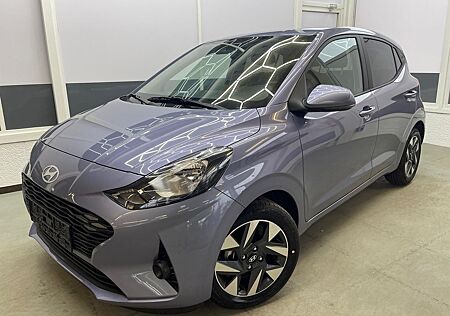 Hyundai i10 COMFORT PLUS NAVI SHZ PDC RFK ALU 1.0 46k...