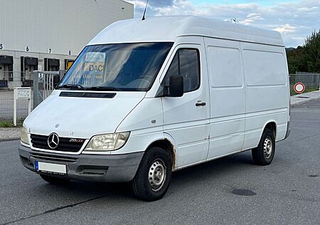 Mercedes-Benz Sprinter 211 H2 L2 Hoch Lang