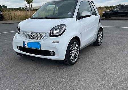 Smart ForTwo cabrio 0.9 66kW BRABUS 15th anniv. ed...