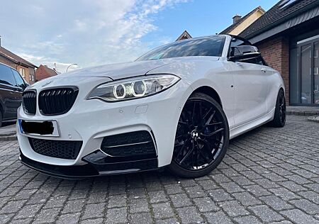 BMW M235i Cabrio / Top Zustand