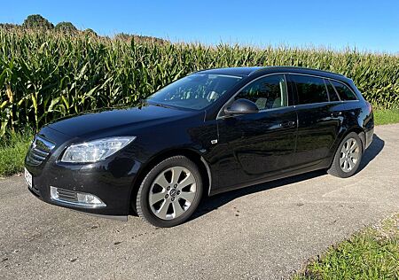 Opel Insignia Sports Tourer 2.0 CDTI Design Ed. 1...