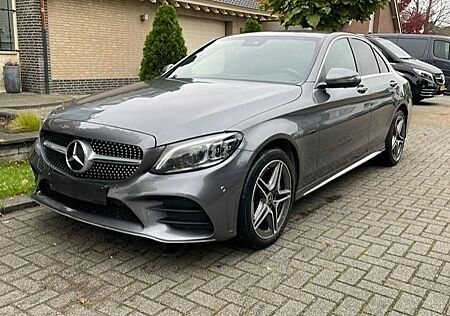Mercedes-Benz C 300 e AMG LINE COMAND kamera LED PDC