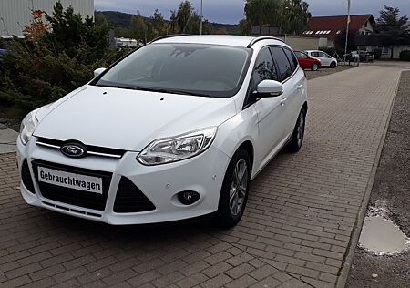 Ford Focus Turnier Sync Edition