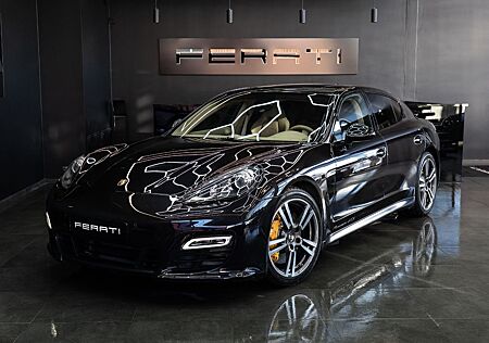 Porsche Panamera GTS
