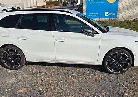 Cupra Leon 1.4 e-HYBRID 180kW DSG Sportstourer -