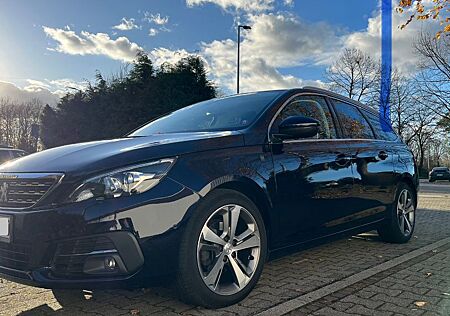 Peugeot 308 BHDi 130 Tech Ed. ACC Alcantara Navi AHK WR