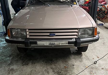 Ford Granada 2.3 V6 Automatik