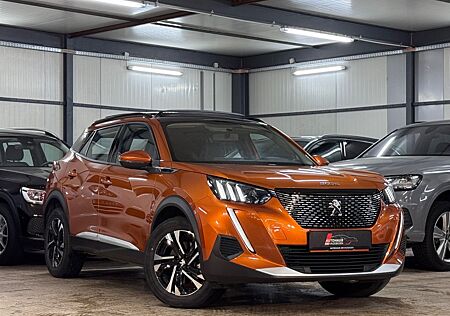 Peugeot 2008 HYBRID 136 e-DSC6 Allure*PANO*KAM*LEDER*UVM