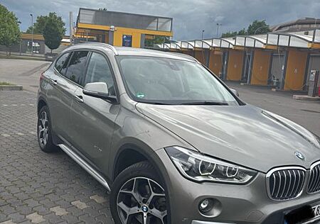 BMW X1 xDrive25i A xLine xLine