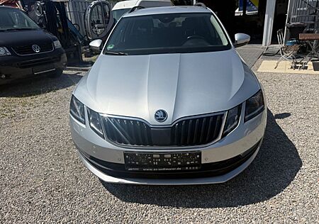 Skoda Octavia Combi Soleil 01728666828