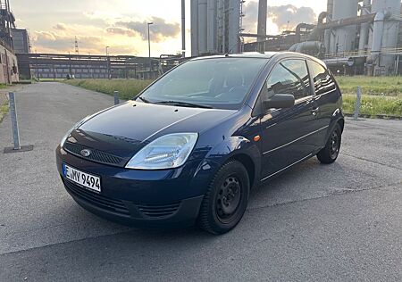 Ford Fiesta MK5 TÜV Neu | Bluetooth Freisprech