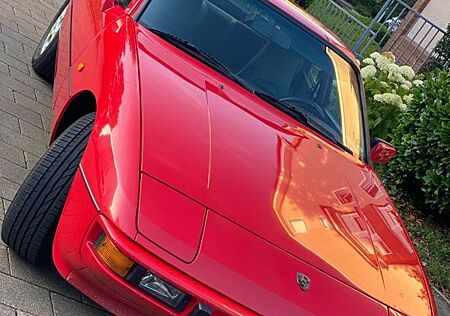 Porsche 924 S