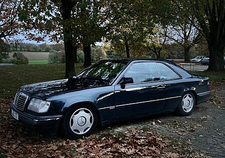 Mercedes-Benz CE 220