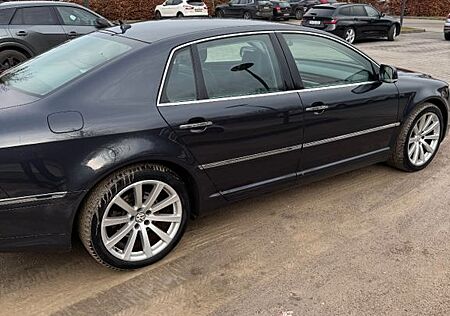 VW Phaeton Volkswagen 3.0 V6 TDI 4MOTION Tiptronic 4-Sitzer -