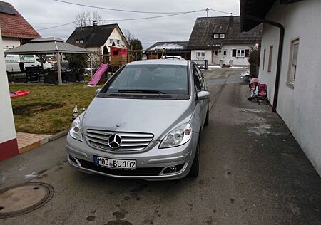Mercedes-Benz B 200 CDI -