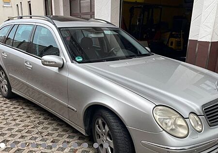 Mercedes-Benz E 320 CDI T AVANTGARDE Avantgarde