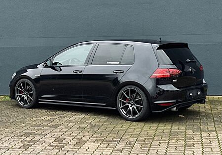 VW Golf Volkswagen 2.0 TSI BMT GTI GTI