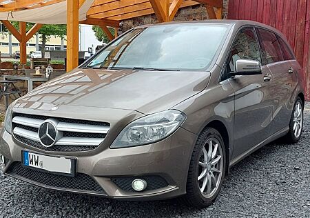 Mercedes-Benz B 200 CDI -