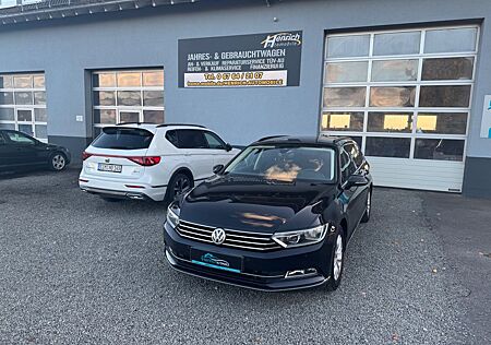 VW Passat Variant Volkswagen Comfortline DSG Navi SHZ PDC ACC