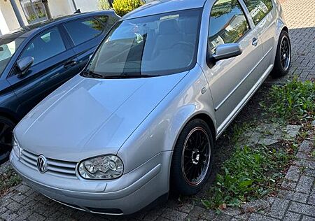 VW Golf Volkswagen 2.3 tiptronic Highline Highline