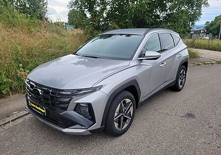 Hyundai Tucson 1.6 T-GDI Pure 2WD Navi Klima PDC