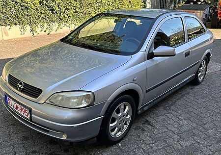 Opel Astra 1.2 16V TÜV 01-2025 VOLL FAHRBEREIT