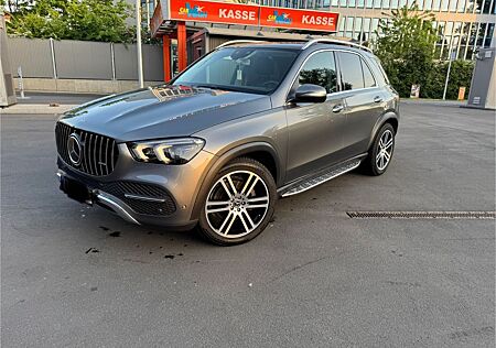 Mercedes-Benz GLE 400 d 4MATIC - DISTRO AIR BURM PANO 7-Sitzer