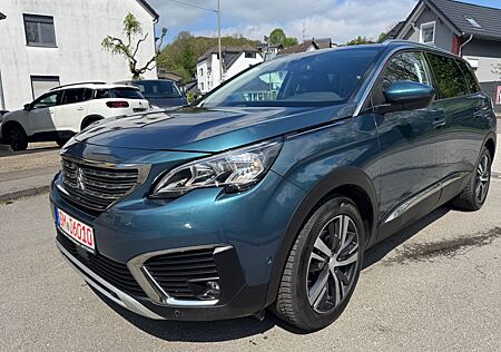 Peugeot 5008 AllureAut.NaviLeder7SitzKameraAhk60Tkm