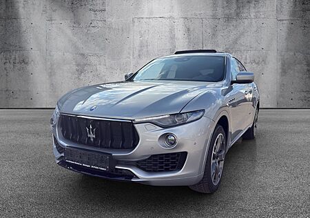 Maserati Levante GranSport S Q4 PANO Harman Kardon 360°