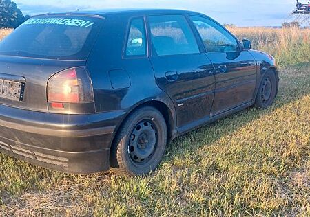 Audi A3 1.8T 110kW quattro Ambition Ambition