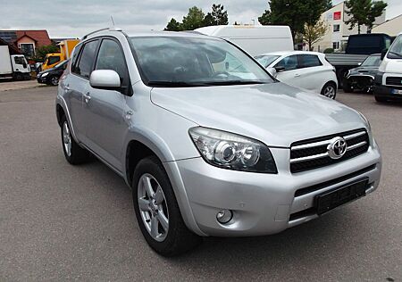 Toyota RAV 4 2.2 D 4x4 Leder Navi PDC