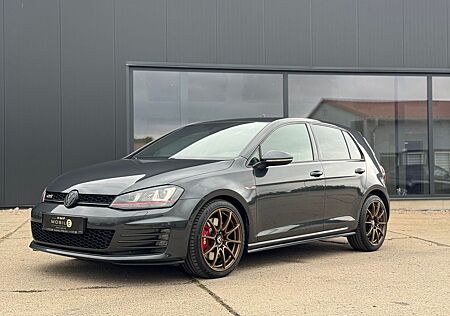 VW Golf Volkswagen VII Lim. GTI Performance BMT Schalter