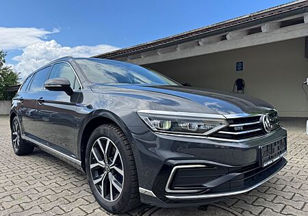 VW Passat Variant Volkswagen Passat Var GTE AHK Matrix Memory 360°C Side Digi