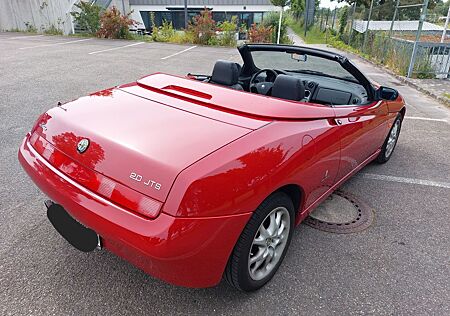 Alfa Romeo Spider 916, 2.0 Rot/Leder E...