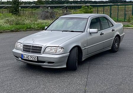 Mercedes-Benz C 230 KOMPRESSOR SPORT