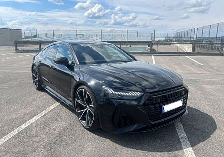 Audi RS7 Top Zustand 305 km/h 760 PS Monster Sound
