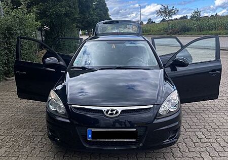 Hyundai i30 - gepflegt, TÜV bis 08/27