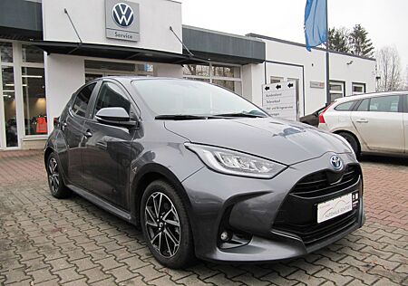 Toyota Yaris R-KAM SITZHEIZUNG LED