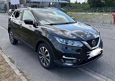 Nissan Qashqai 1.3 DIG-T DCT (158 PS) | 1. Hand