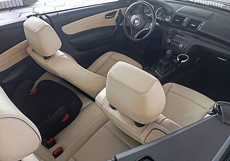 BMW 120d Cabrio - Tüv Neu Außen Nachtblau / Beige
