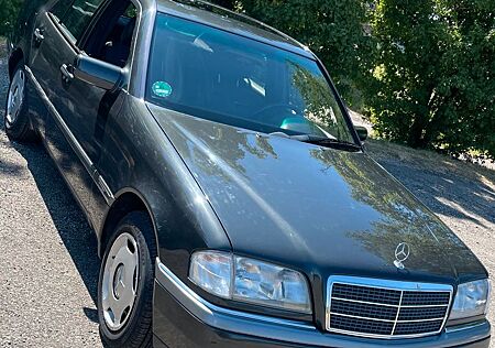 Mercedes-Benz C 180 ELEGANCE Oldtimer