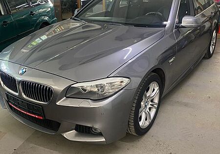 BMW 520i /M-SPORTPAKET.SPORTAUTOMATIK.KEYLESS-GO