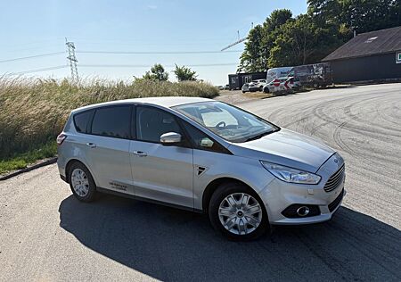 Ford S-Max Trend